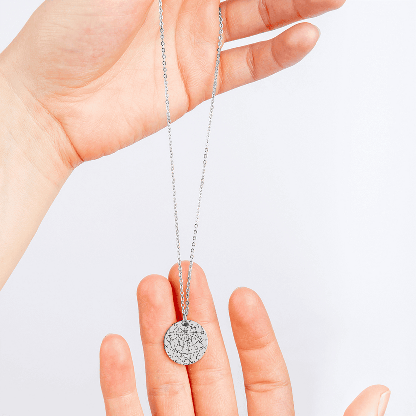 Custom Star Map Necklace – The Night Sky of Your Special Moment
